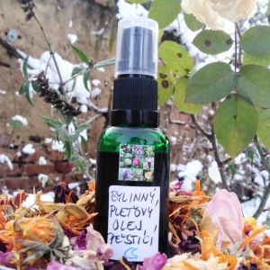 AROMATERAPEUTICKÝ BYLINNÝ PLEŤOVÝ OLEJ °PĚSTÍCÍ° ☾ 30 ml